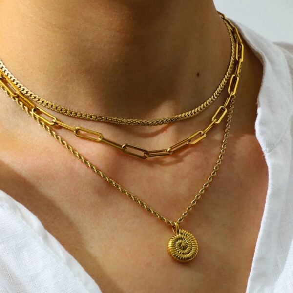 Snail necklace - Imagen 2