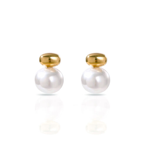 Baby pearl studs