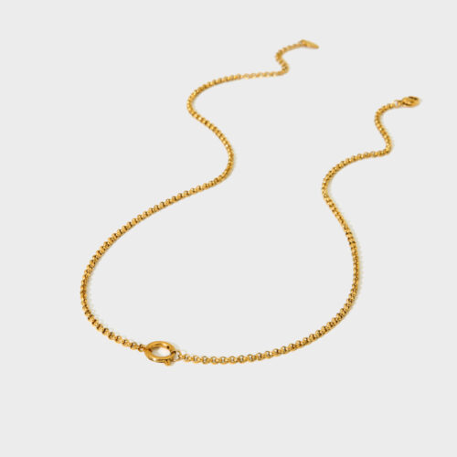 Slingshot buckle necklace