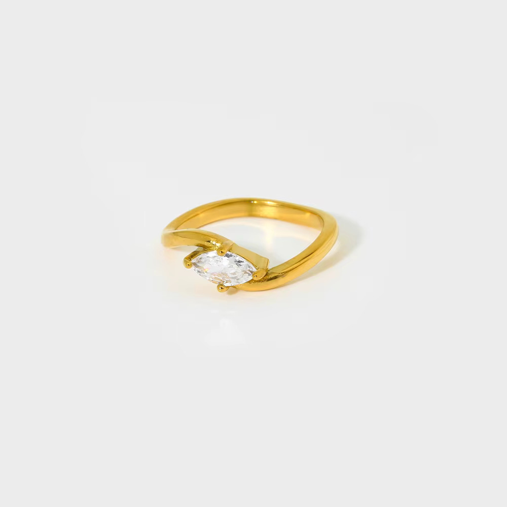 Marquise cut ring